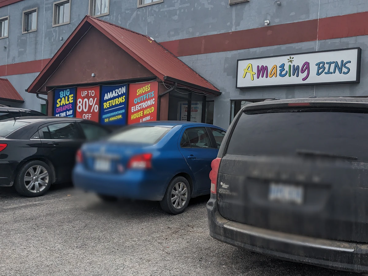 Amazing Bins bin store in Leamington, Ontario — a Canadian liquidation store with daily price drops.