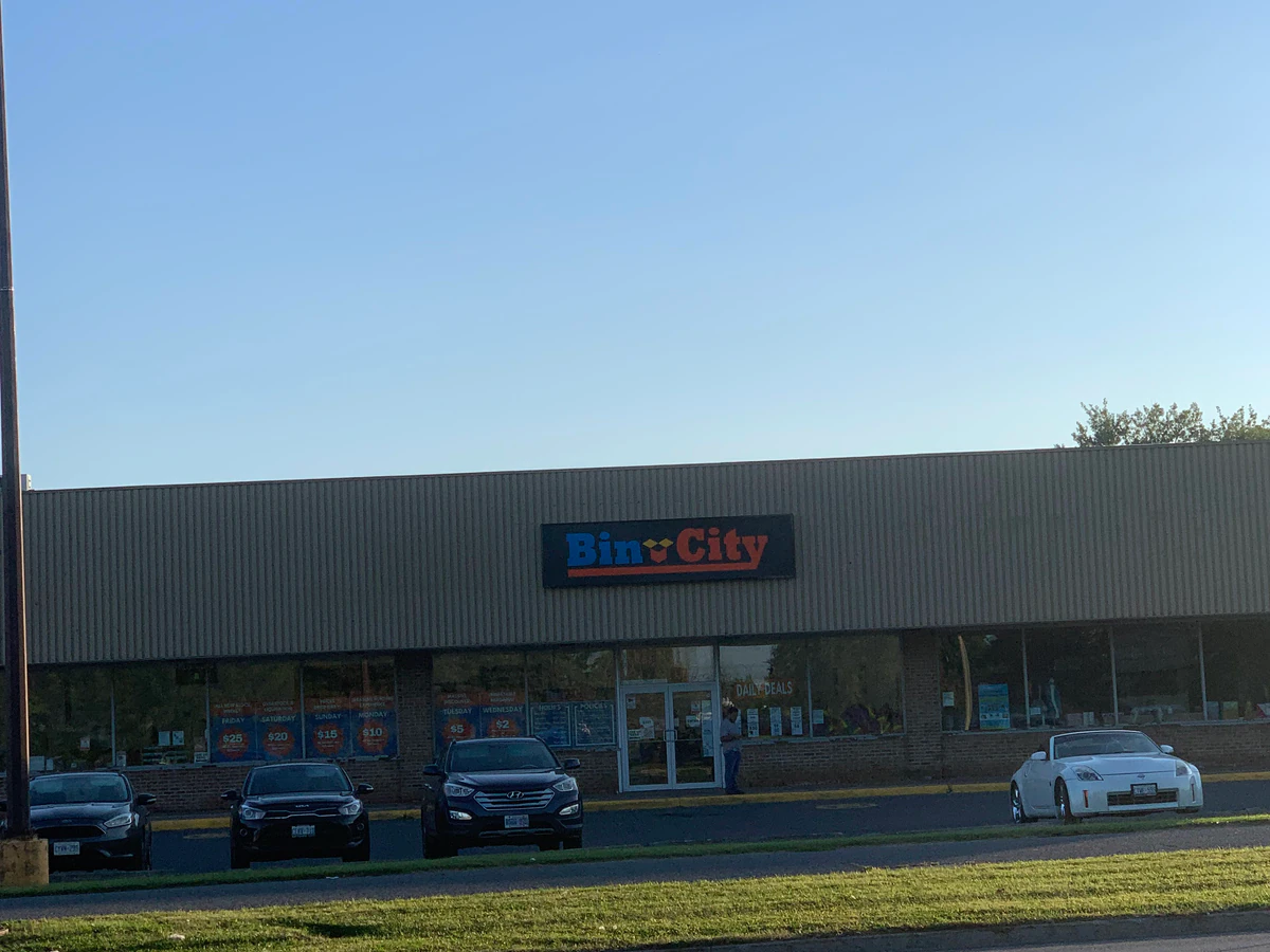 Bin City Liquidation bin store in Cornwall, Ontario — a Canadian liquidation store with daily price drops.
