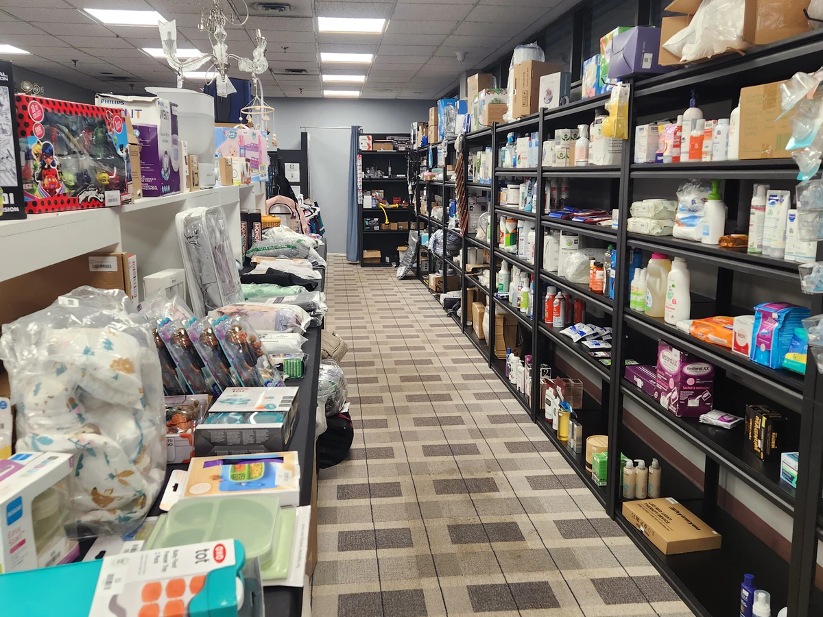 Chatham Kent Liquidation bin store in Unknown, Ontario — a Canadian liquidation store with daily price drops.