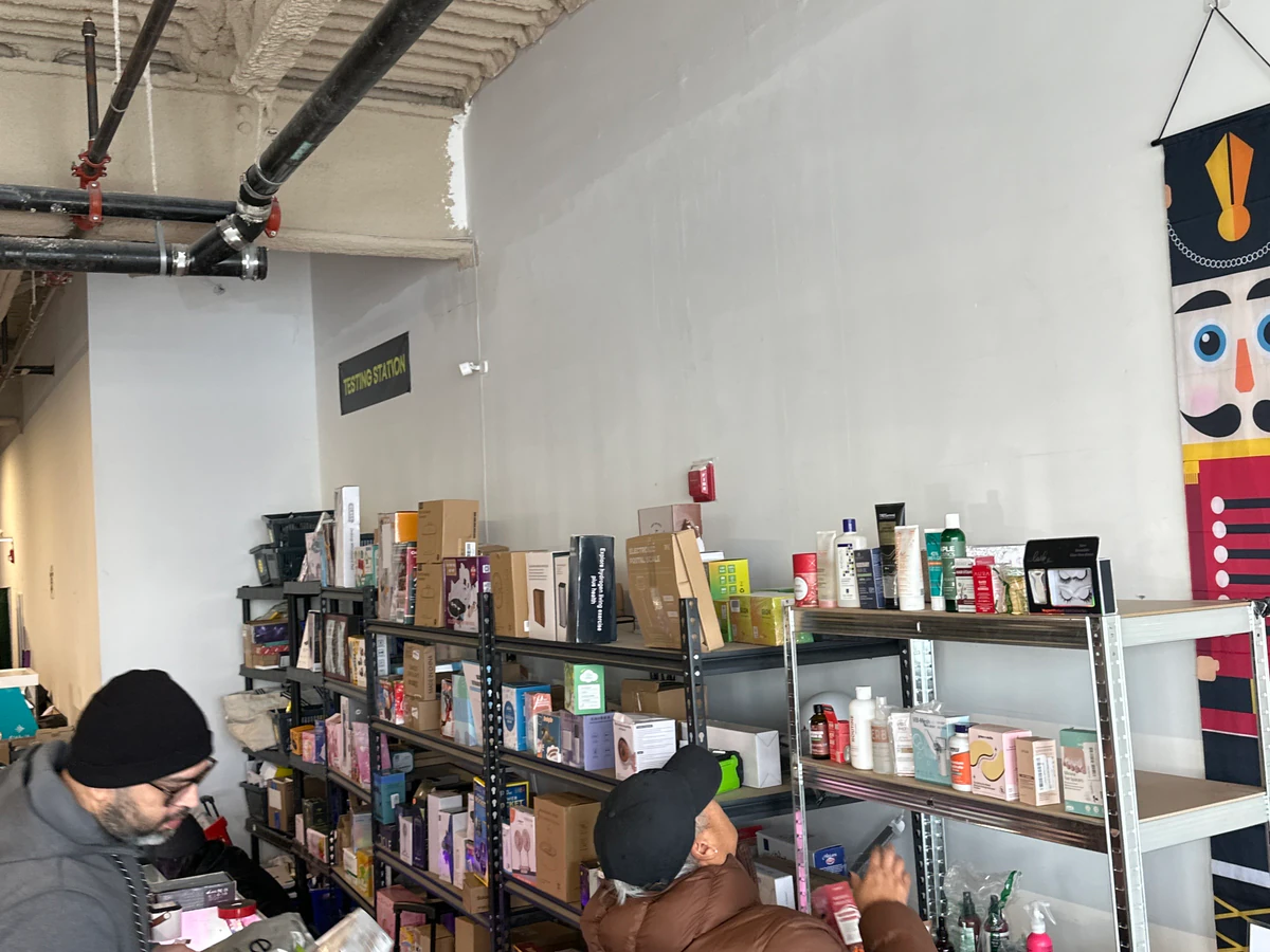 Deal Bins bin store in Oshawa, Ontario — a Canadian liquidation store with daily price drops.