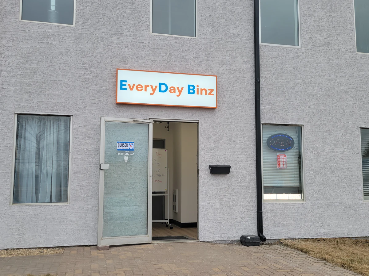 Everyday Binz bin store in Saskatoon, Saskatchewan — a Canadian liquidation store with daily price drops.