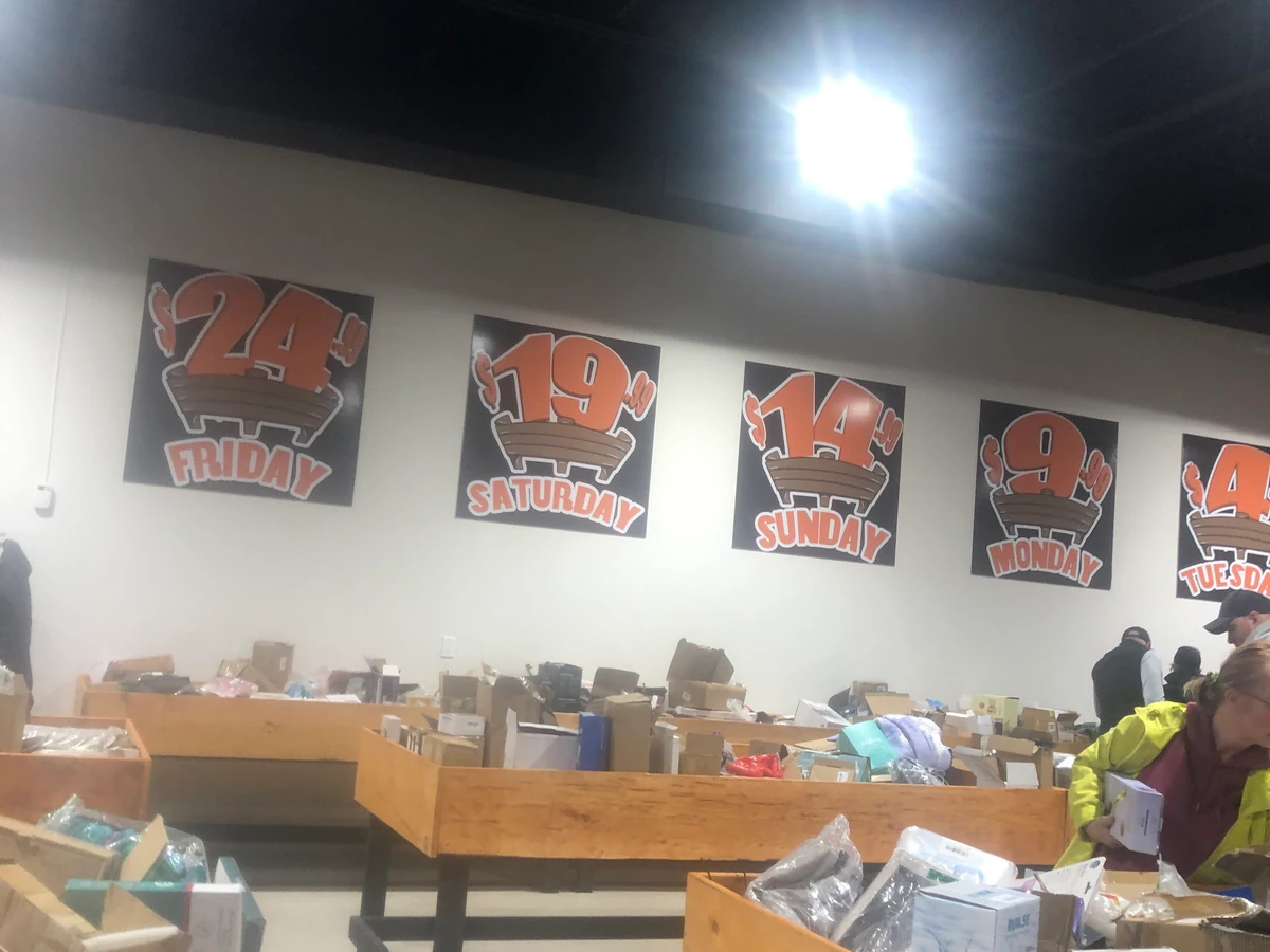 Mega Binz Steals & Deals bin store in Pembroke, Ontario — a Canadian liquidation store with daily price drops.