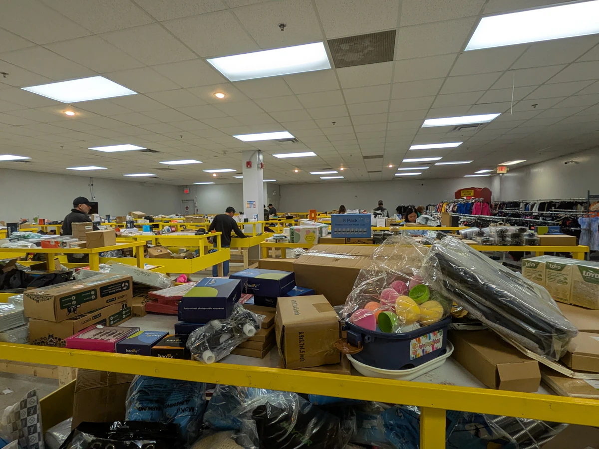 Super Binz Liquidation bin store in Calgary, Alberta — a Canadian liquidation store with daily price drops.