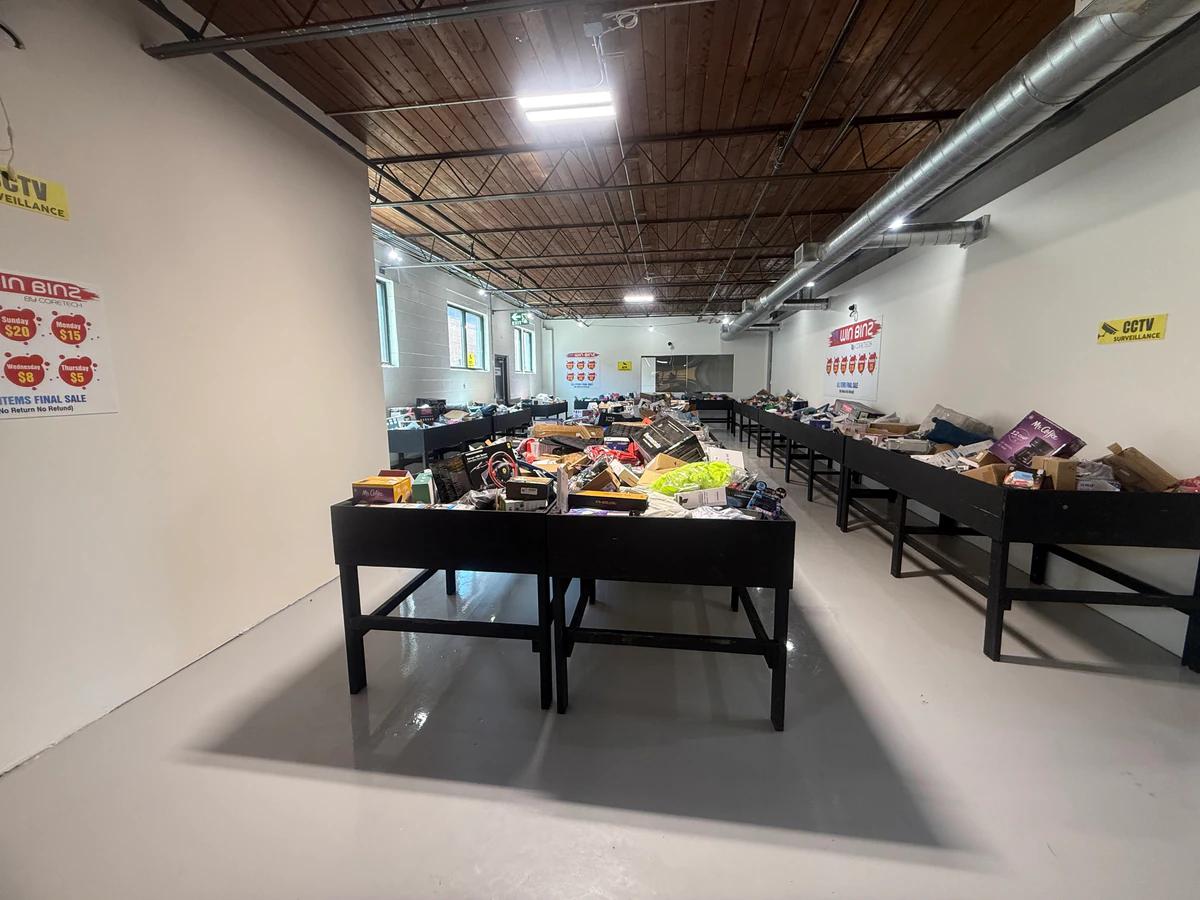 Win Binz bin store in Scarborough, Ontario — a Canadian liquidation store with daily price drops.