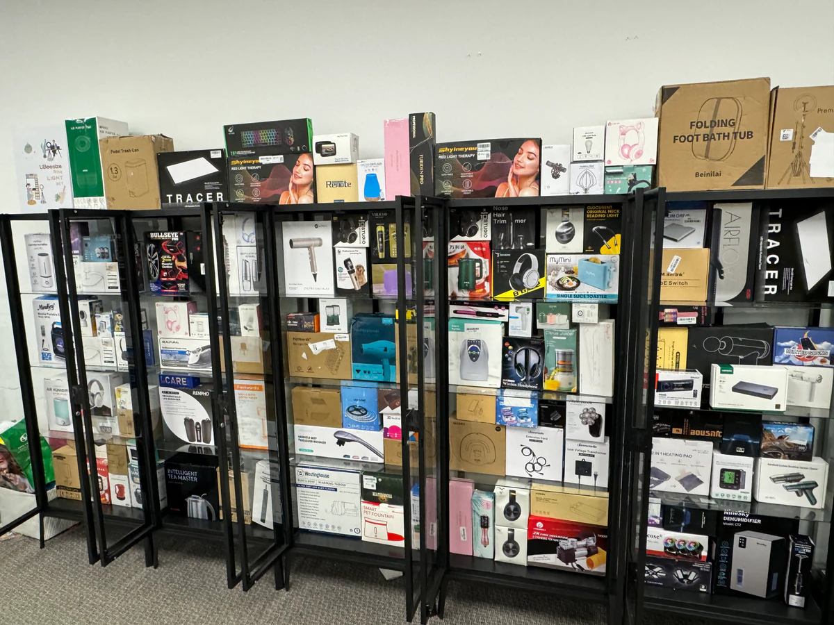 Wonder Bins bin store in Kitchener, Ontario — a Canadian liquidation store with daily price drops.