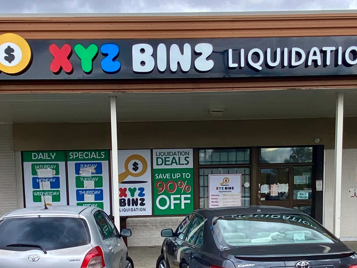 XYZ BINZ Liquidation bin store in Scarborough, Ontario — a Canadian liquidation store with daily price drops.