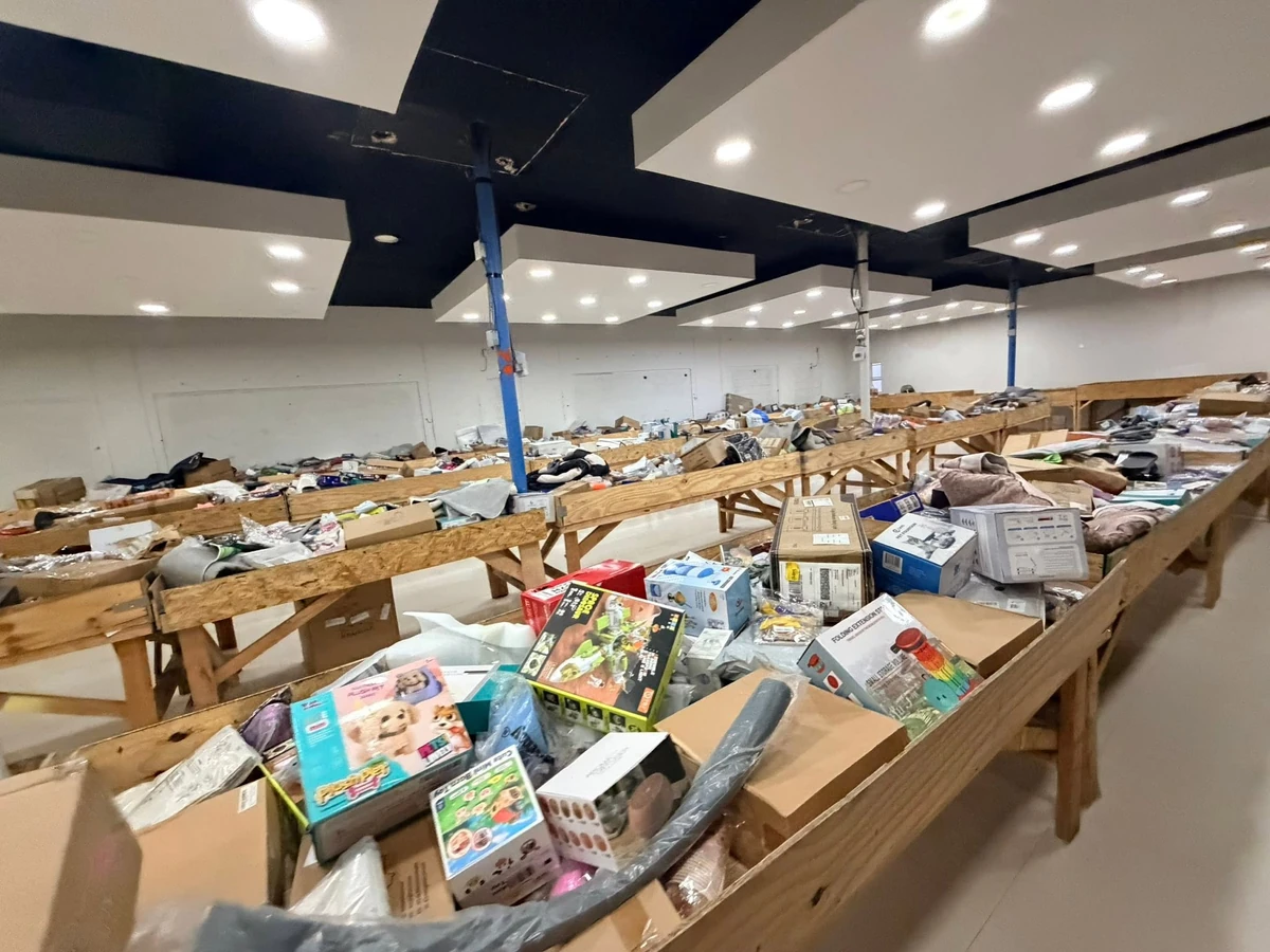 The Bin Store in San Luis, Arizona — photo 4