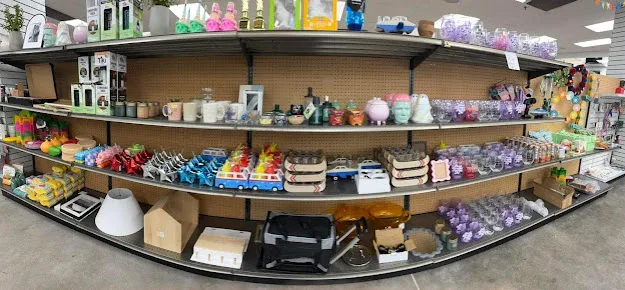 $5 Gold Diggers interior merchandise display - store in two locations in tulsa, oklahoma.
