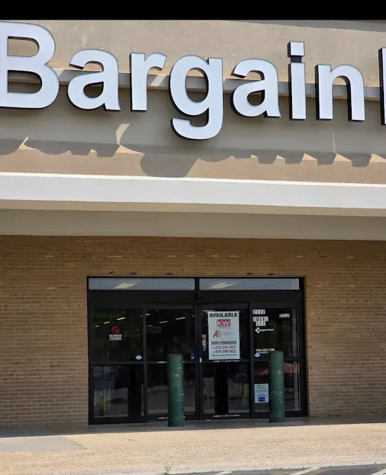 Bargain Bins Rome interior merchandise display - bin store in rome, georgia.