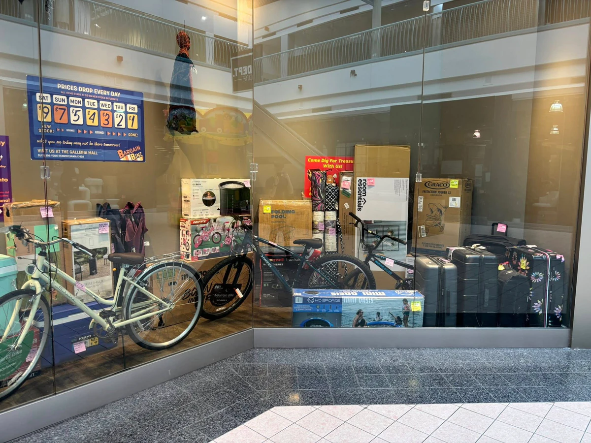 Bargain Binz – Bin Store in York, PA interior merchandise display - discount store in york, pennsylvania.
