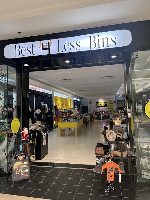 Best 4 Less Bins interior merchandise display - discount store in harlingen, texas.