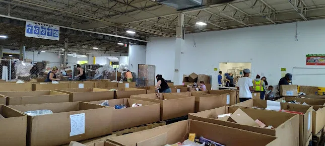 BIDFTA interior merchandise display - auction house in vandalia, ohio.