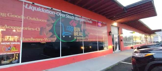 Bin Deals of Manassas interior merchandise display - bin store.