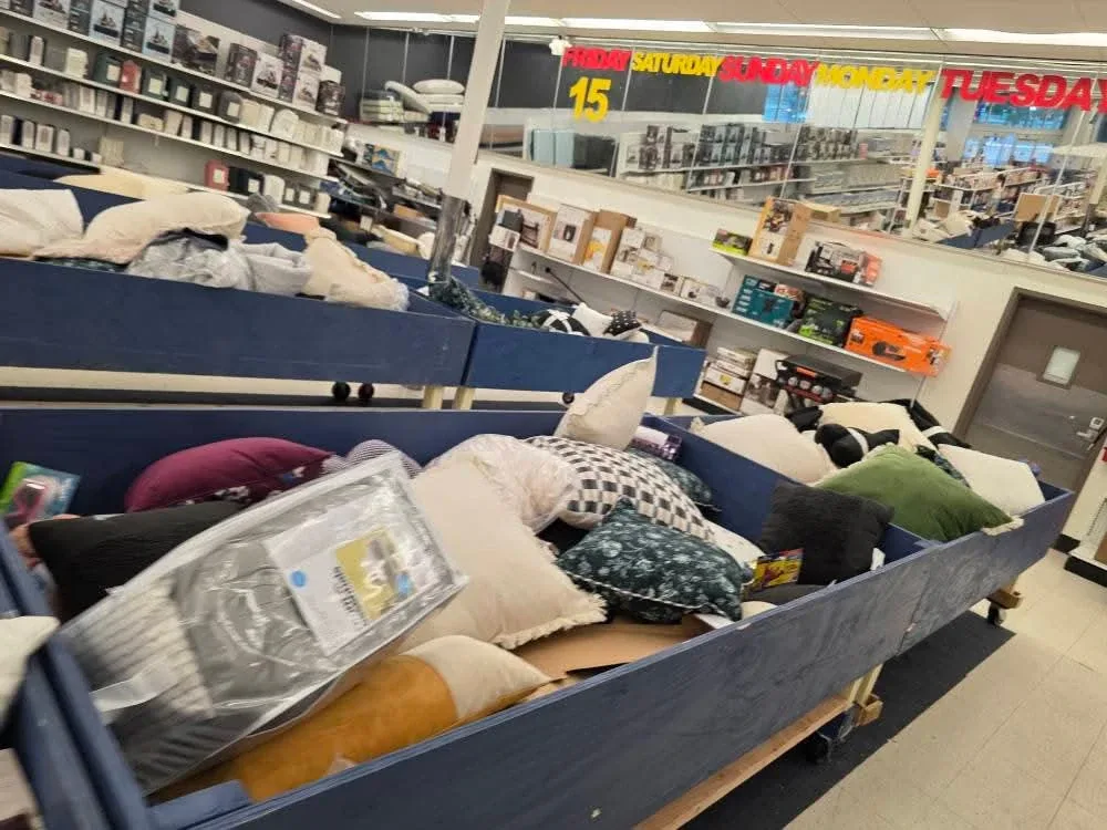 Bin Depot interior merchandise display - liquidator in myrtle beach, south carolina.