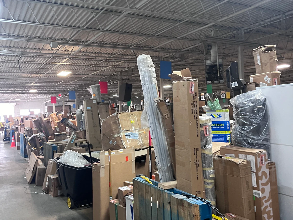 Bin Store Phillipi Road - High quality auction house in columbus, ohio.
