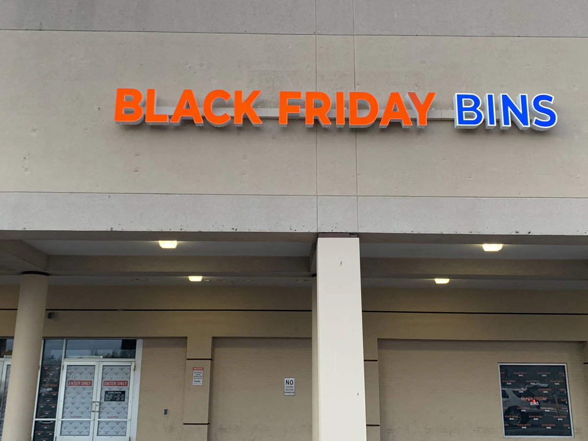 Black Friday Bins - High quality discount store in syracuse, new york.