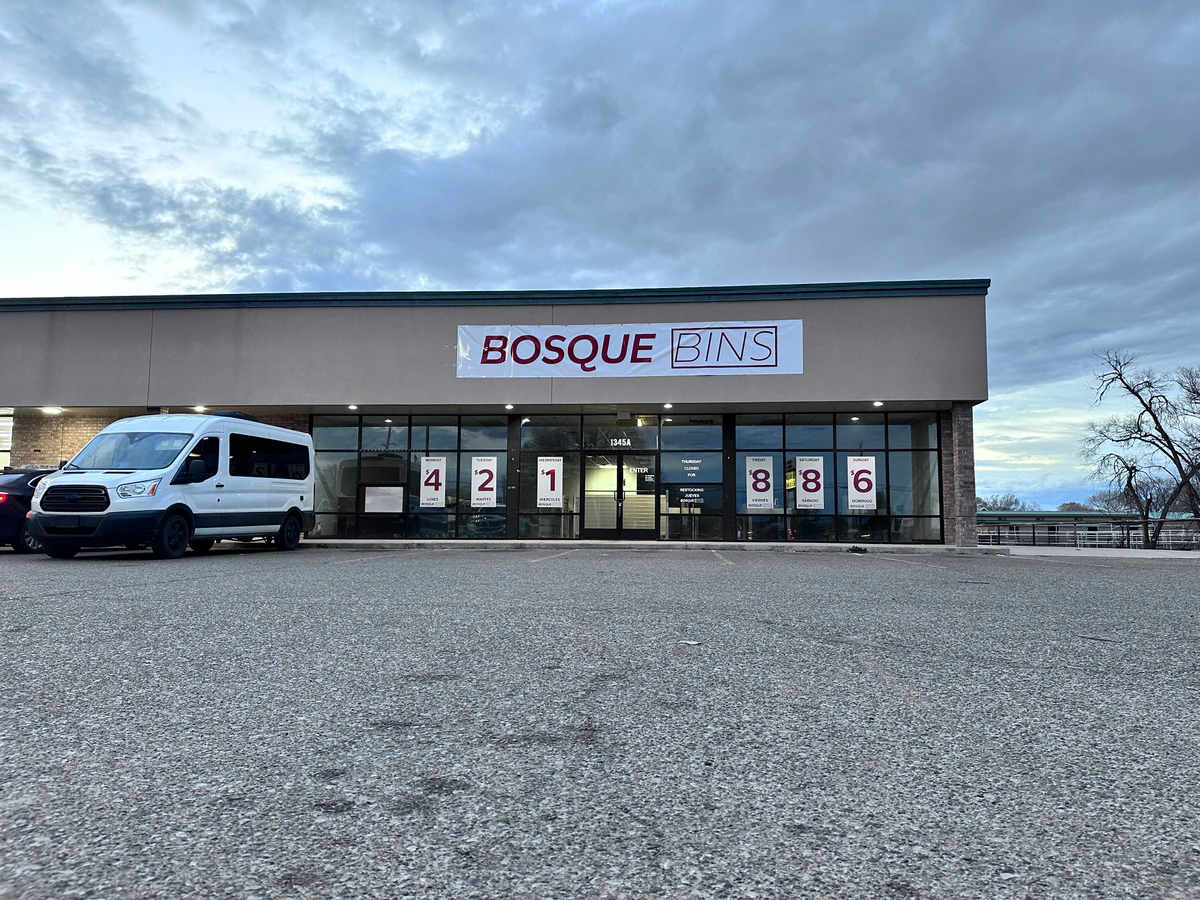 Bosque Bins - High quality discount store in bosque farms, new mexico.
