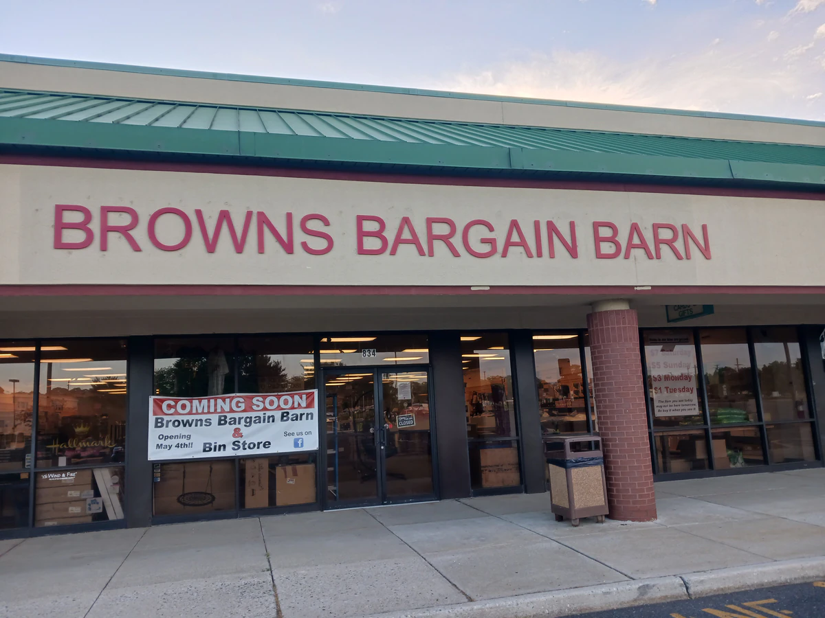 Browns Bargain Barn interior merchandise display - thrift store in glassboro, new jersey.