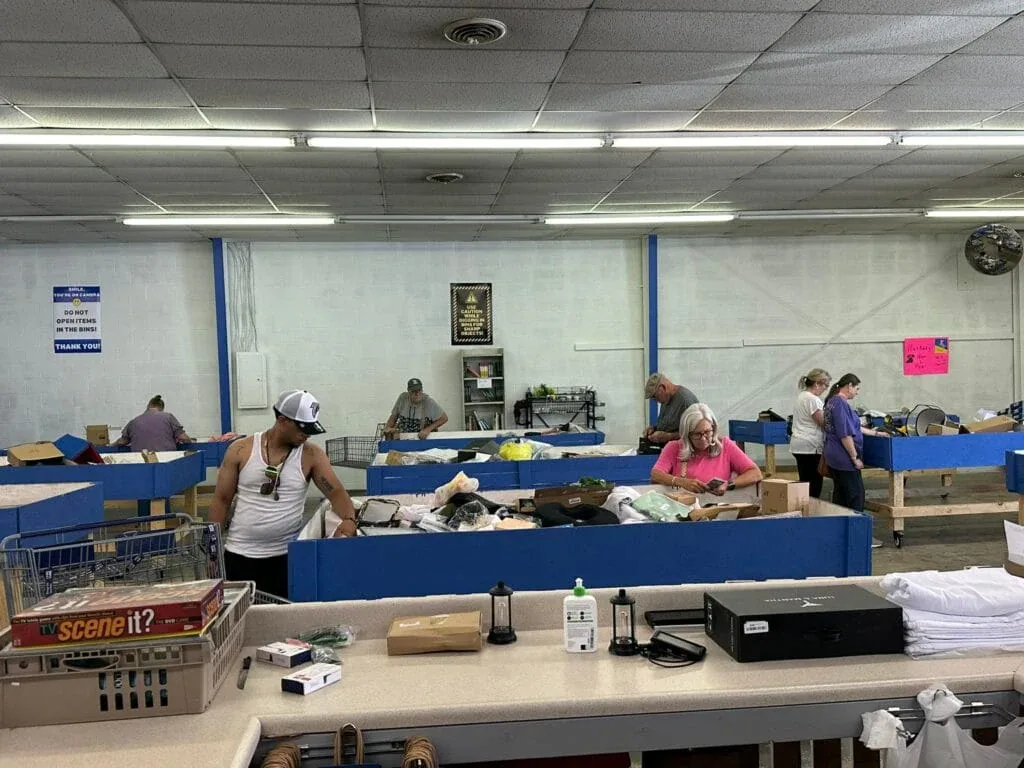 Buddy Bins interior merchandise display - discount store in glencoe, alabama.