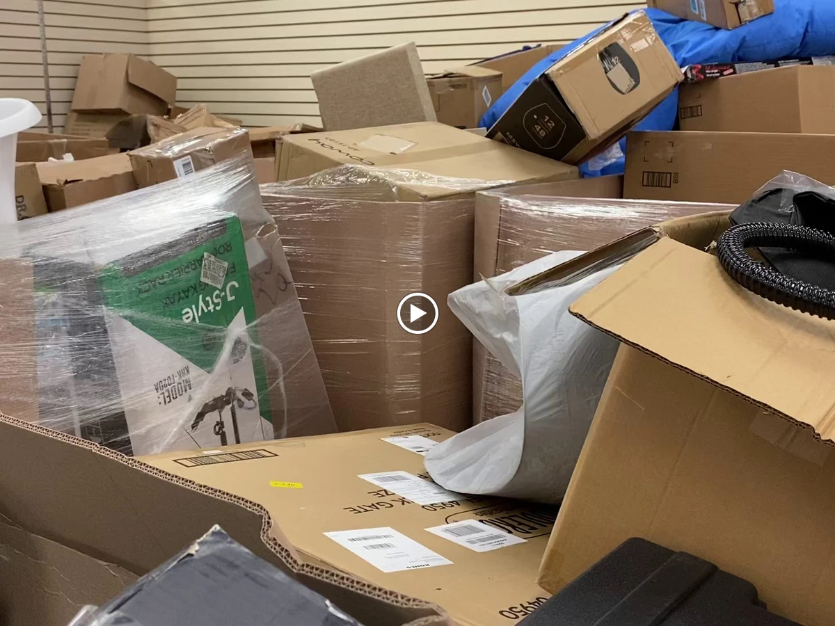 Cheaper By the Day – Lynnwood interior merchandise display - discount store in lynnwood, washington.