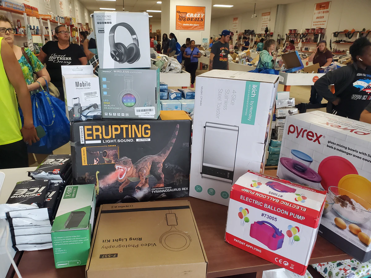 Crazy Deals Outlet Bin Store interior merchandise display - discount store in wilmington, north carolina.