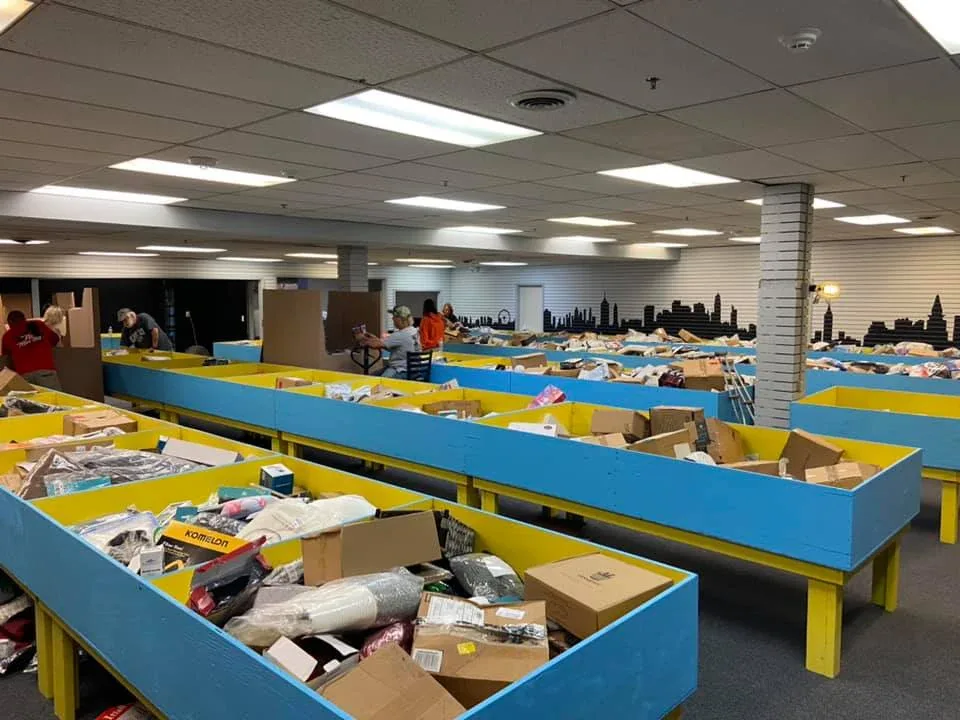Daa Bin Store - High quality liquidator in cedar falls, iowa.