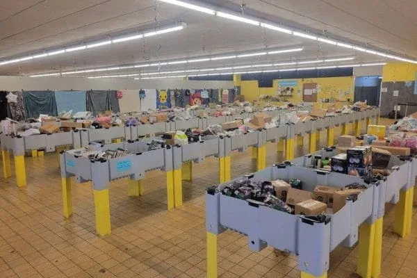 Daa Bin Store interior merchandise display - liquidator in cedar falls, iowa.