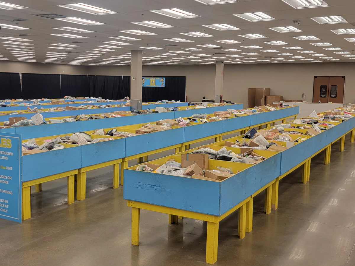 Daa Bin Store - High quality liquidator in marion, iowa.