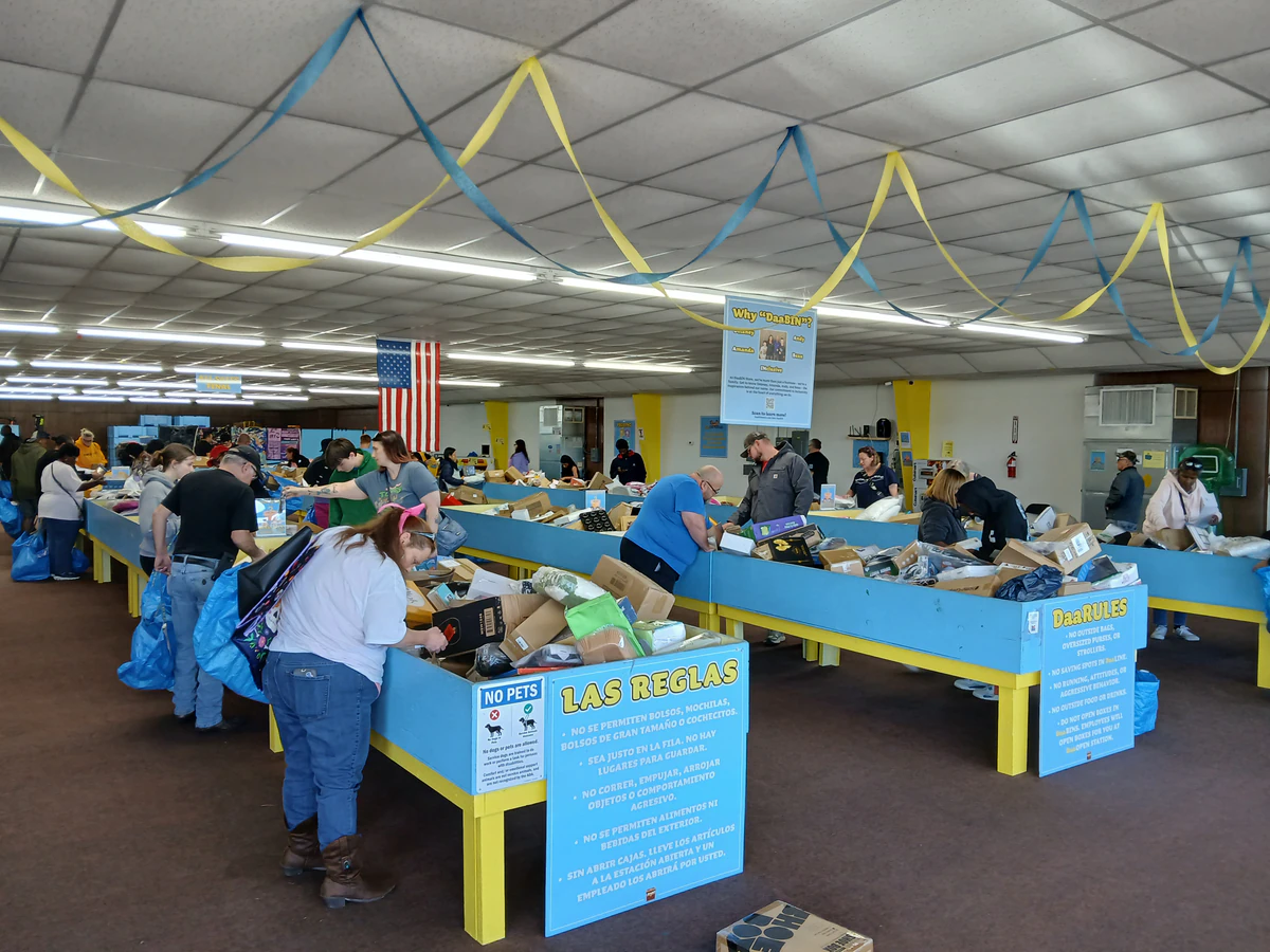 DaaBIN STORE – Wilson, NC interior merchandise display - discount store in wilson county, north carolina.