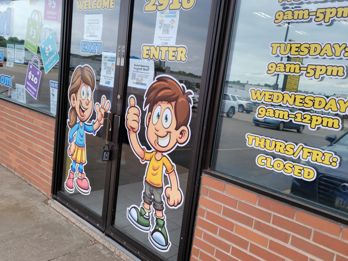 DaaBin Store interior merchandise display - liquidator in eau claire, wisconsin.