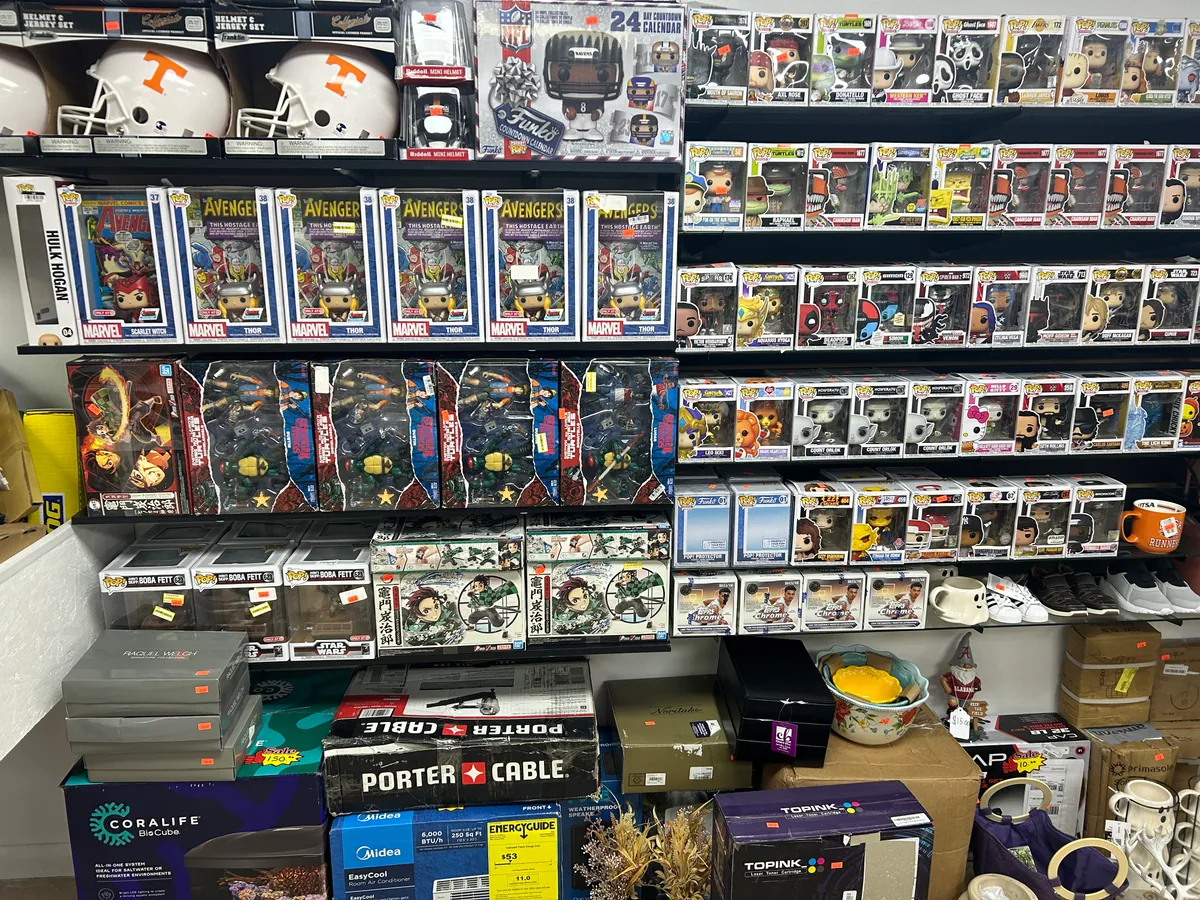 Daily deals liquidation bin store bin store in Hubert, NC — a liquidation store with daily price drops.