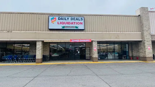 Daily Deals Liquidation interior merchandise display - discount store in scott, louisiana.
