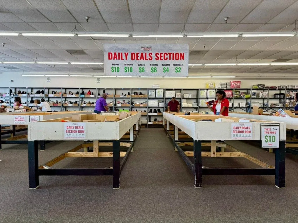 Daily Deals Liquidation interior merchandise display - discount store in scott, louisiana.