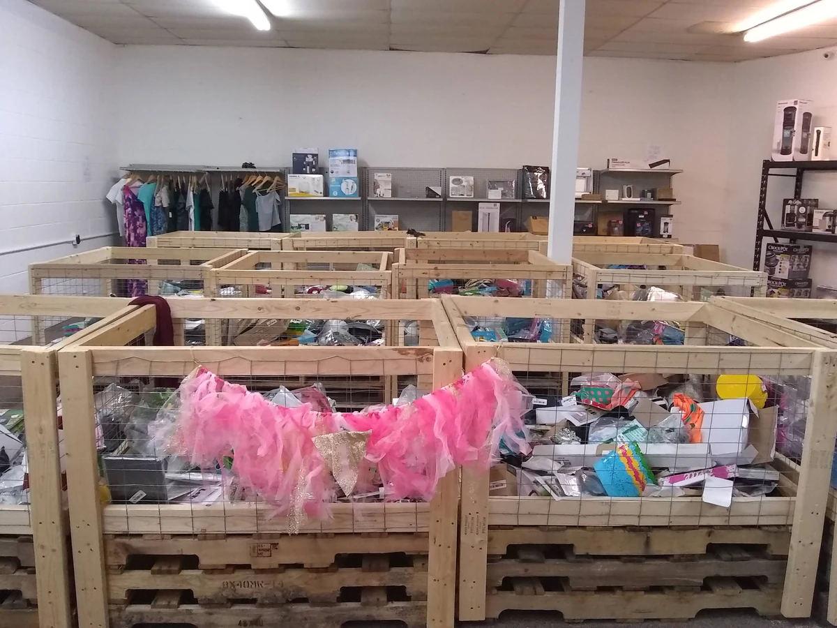 Dollar Days - High quality home goods store in pikeville, tennessee.