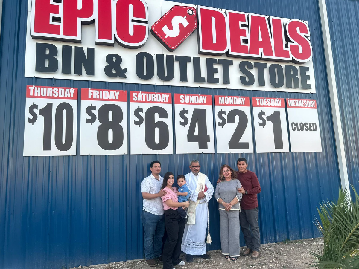 Epic Deals Bin & Outlet Store interior merchandise display - discount store in mercedes, texas.