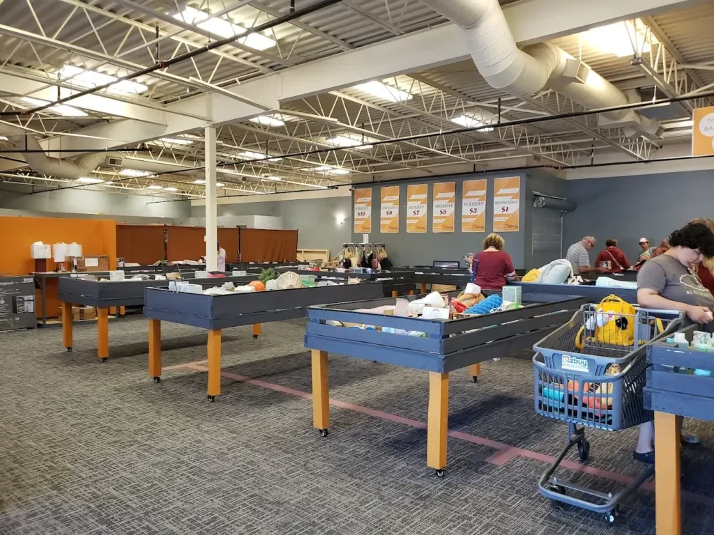 EZBuy Bins interior merchandise display - discount store in waite park, minnesota.