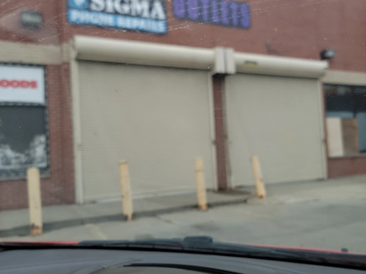 Grand Outlets - High quality discount store in detroit, michigan.