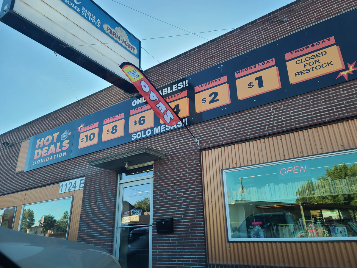 Hot Deals Liquidation – Pasco - High quality outlet store in pasco, washington.