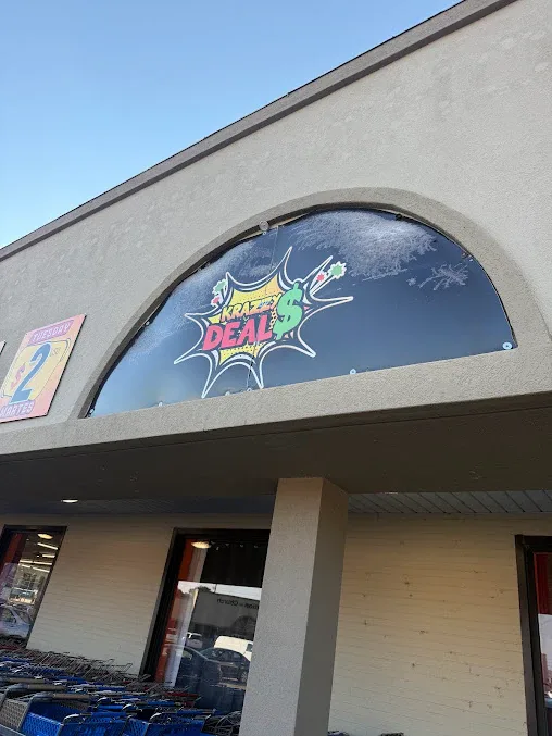 KraZzy Deals – Tupelo interior merchandise display - discount store in tupelo, mississippi.