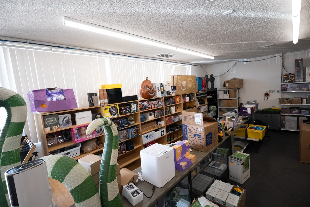 La Familia Liquidation bin store in Phoenix, AZ — a liquidation store with daily price drops.