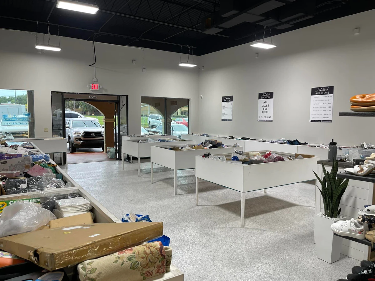 Lakeland Bin Store LLC - High quality clothing store in lakeland, florida.