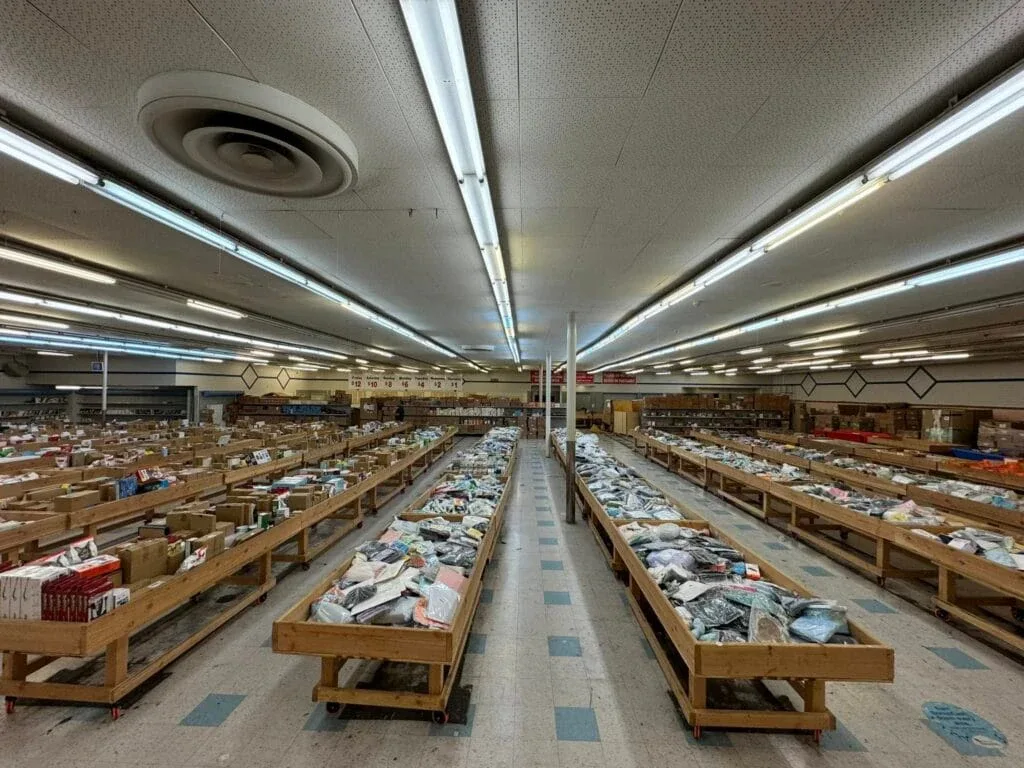 Bin Stores in Santa Ana, CA interior merchandise display - discount store.