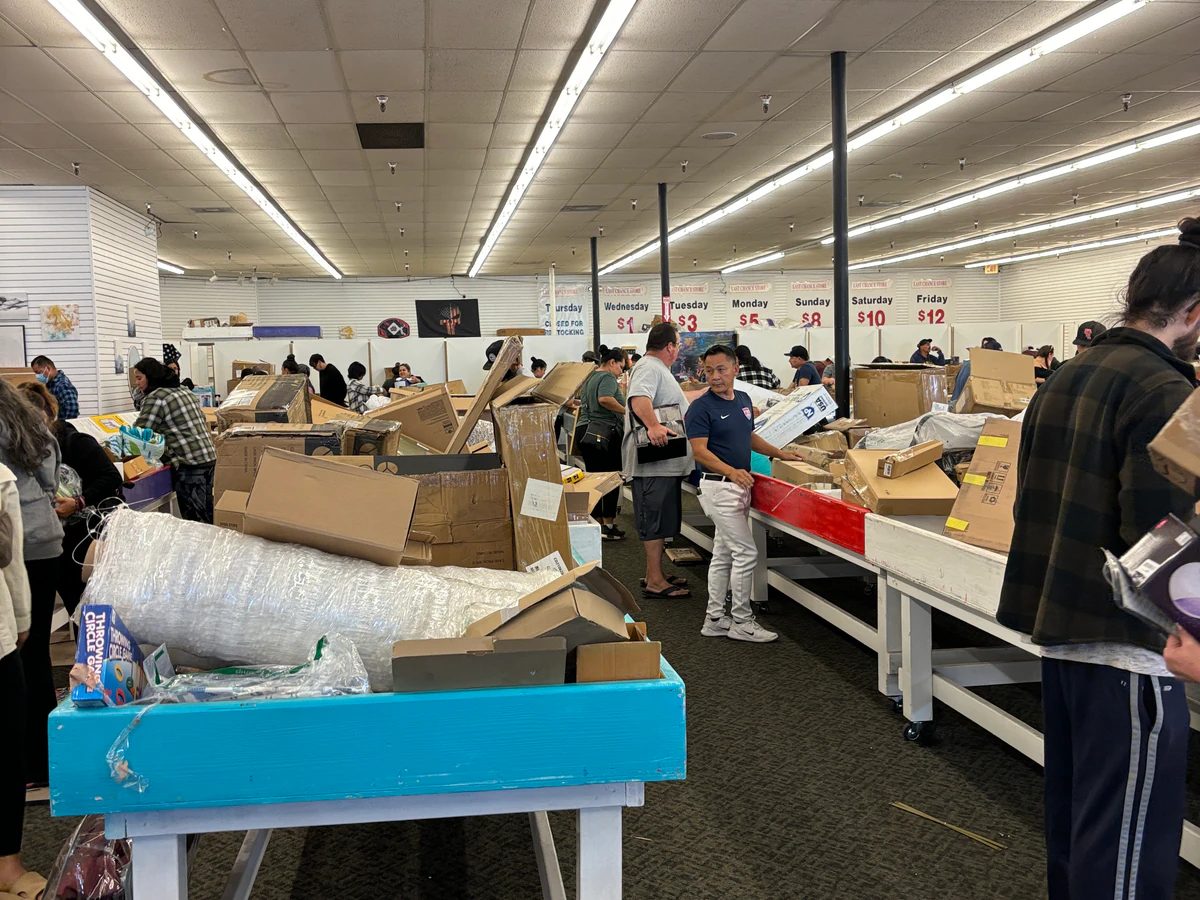 Bin Stores in Ventura, CA interior merchandise display - clothing store.