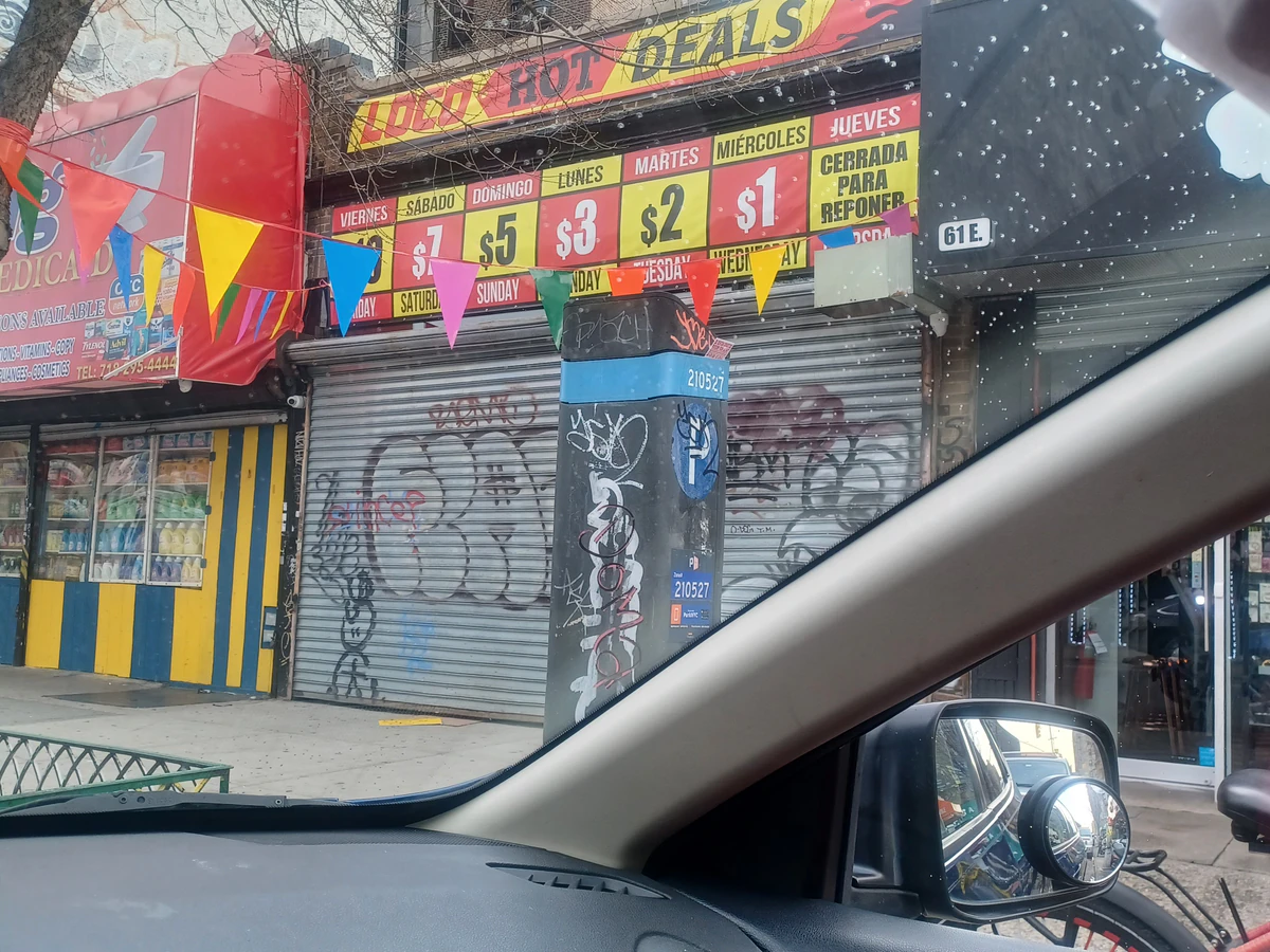 Loco Hot Deals - High quality department store in bronx, new york.