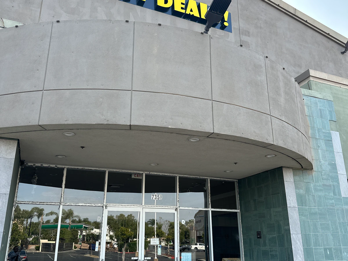 Lucky Deals – Ontario - High quality bin store in ontario, california.