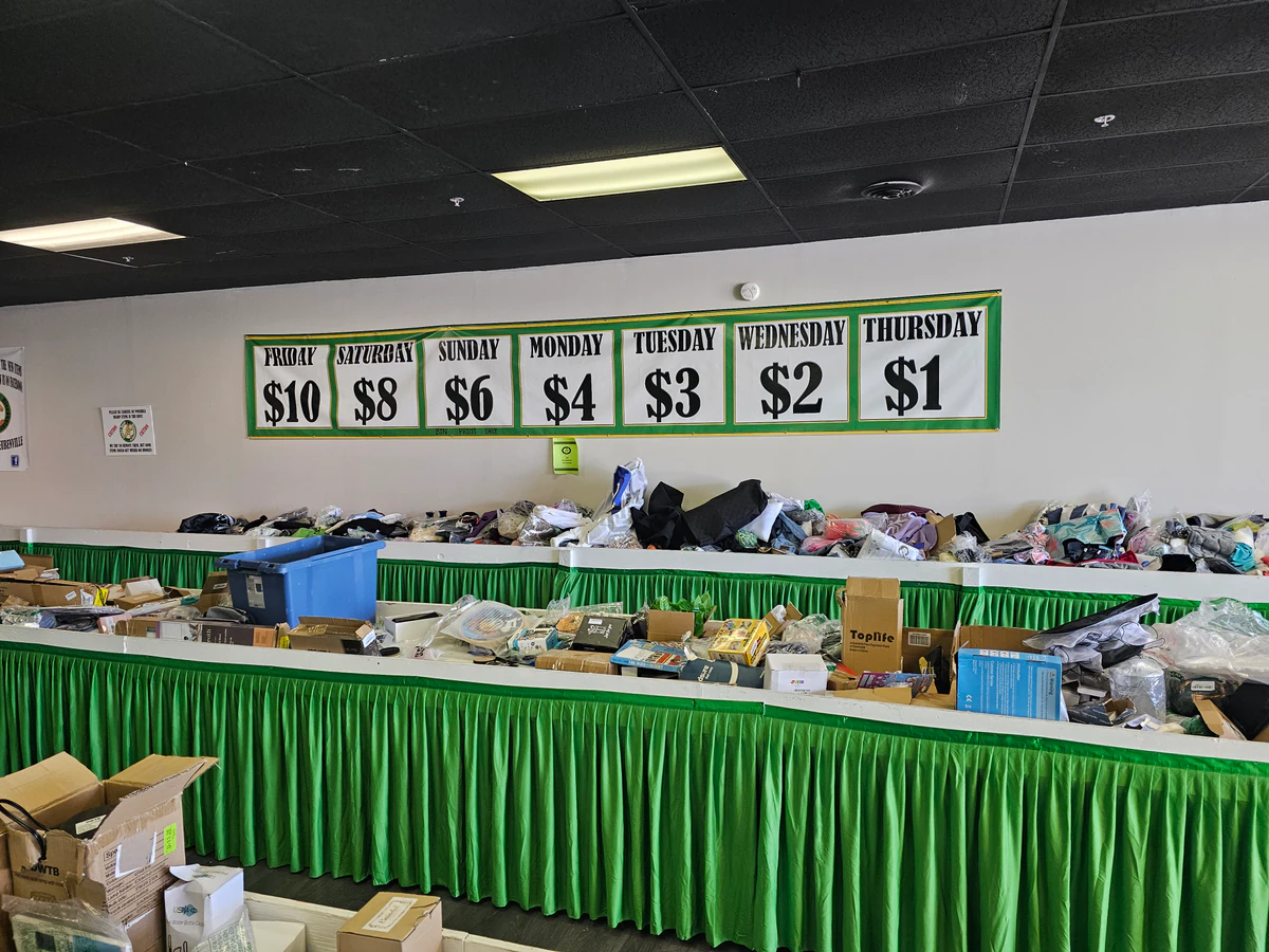 Lucky Duck Bins interior merchandise display - store in steubenville, ohio.