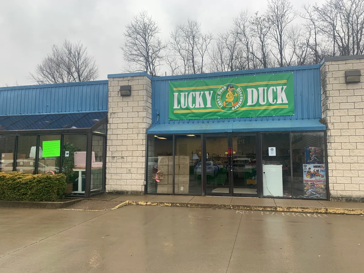 Lucky Duck Discounters bin store in Wheeling, WV — a liquidation store with daily price drops.