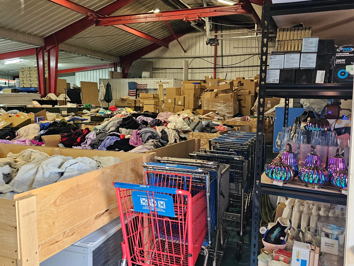 Lucky Friday Bin Store - High quality discount store in marshalltown, iowa.