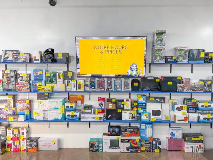 MetroMerch Phoenix bin store in Phoenix, AZ — a liquidation store with daily price drops.