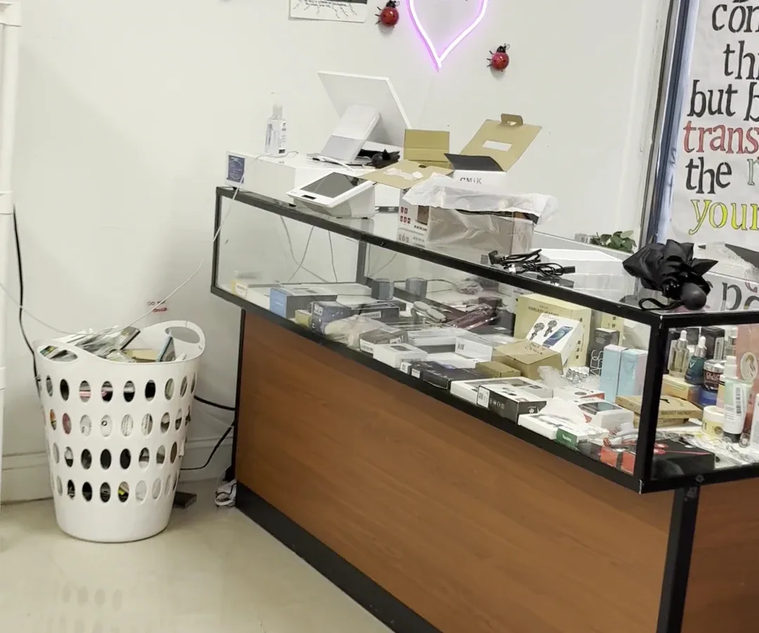 More Life Liquidation interior merchandise display - bin store in orlando, florida.